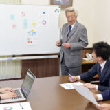 廃業寸前の先行き不安の会社を磨きこみ。<br>従業員承継を実現し、業績回復へ