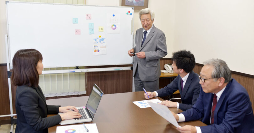 廃業寸前の先行き不安の会社を磨きこみ。<br>従業員承継を実現し、業績回復へ