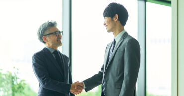 外に出た息子への３年での<br>事業承継と次期社長育成